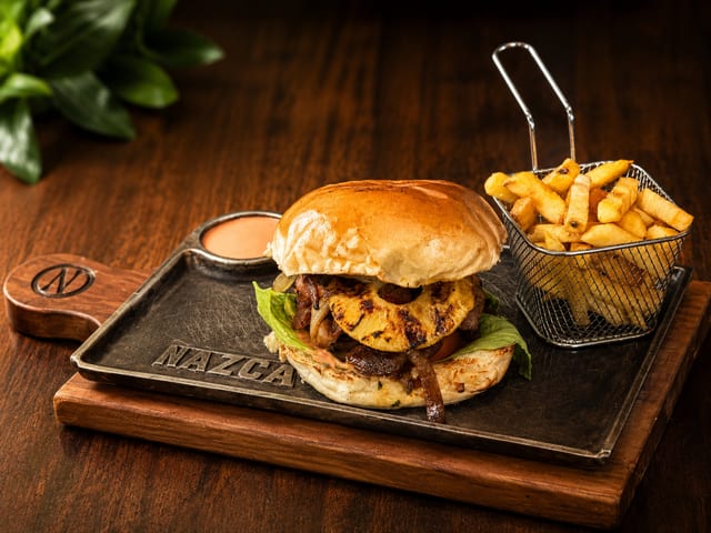 Hawaiian Burger.