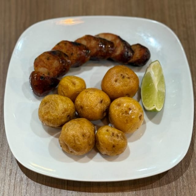 Colombian Sausage with Yellow Potato / Chorizo Con Papa Criolla.