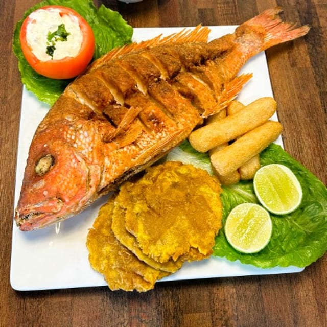 Fried Whole Snapper Platter / Pargo Frito.