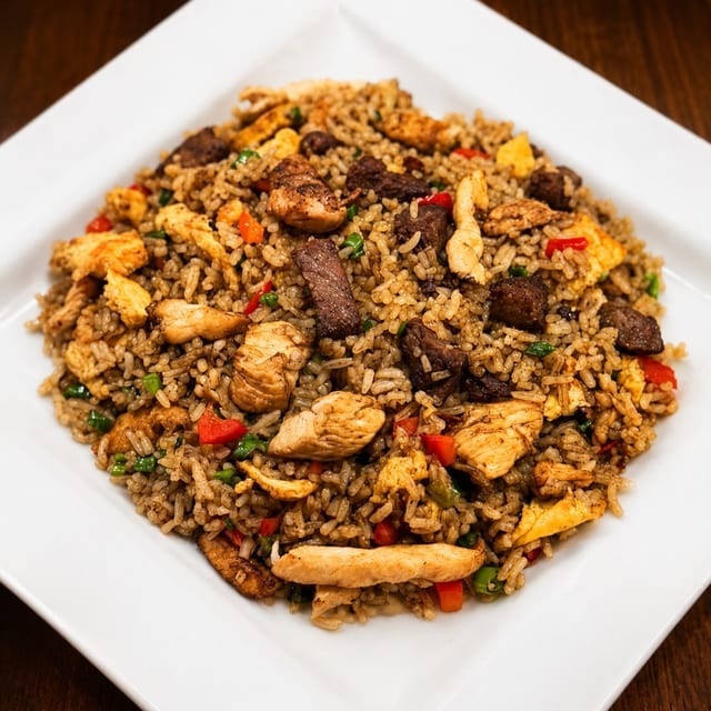 Mixed Fried Rice / Chaufa Mixta.