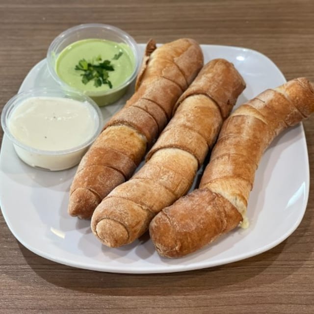 Cheese Sticks/ Tequeños (3).