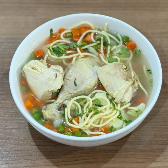 Chicken Soup / Sopa De Pollo.