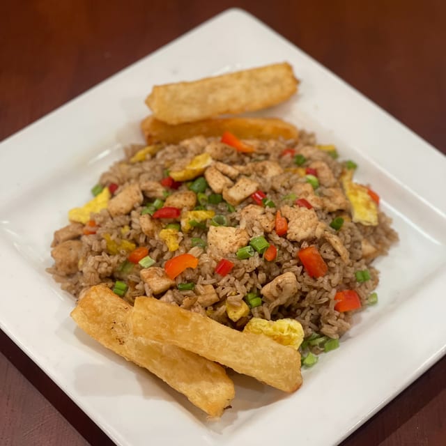Especial 4: Chicken Fried Rice (Chaufa de Pollo).